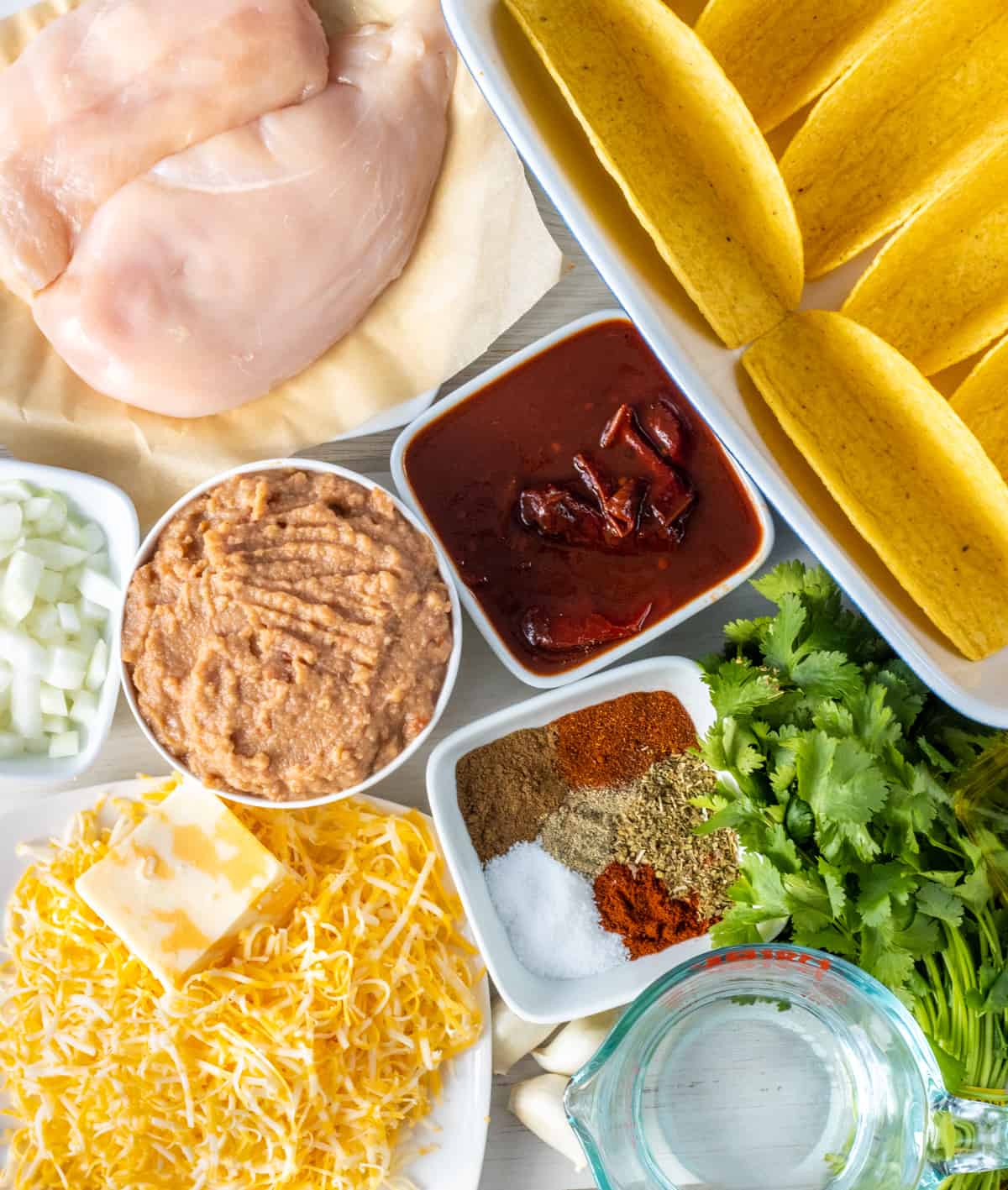 Ingredients for baked chicken tacos.